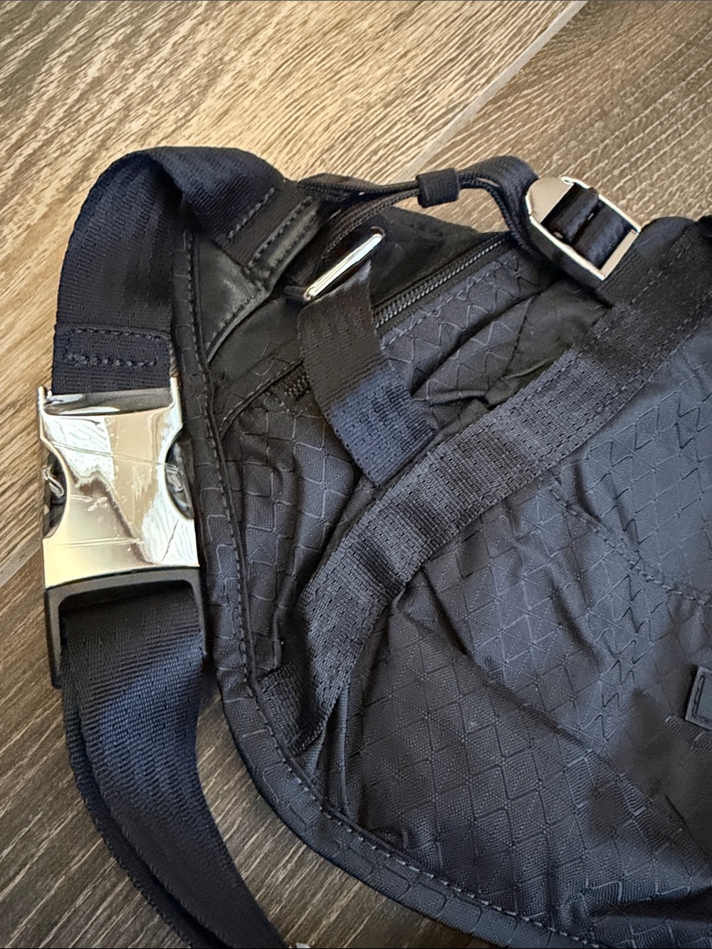 Athleta Women’s Black Excursion Large Belt/Crossbody Bag - Picture 6 of 12